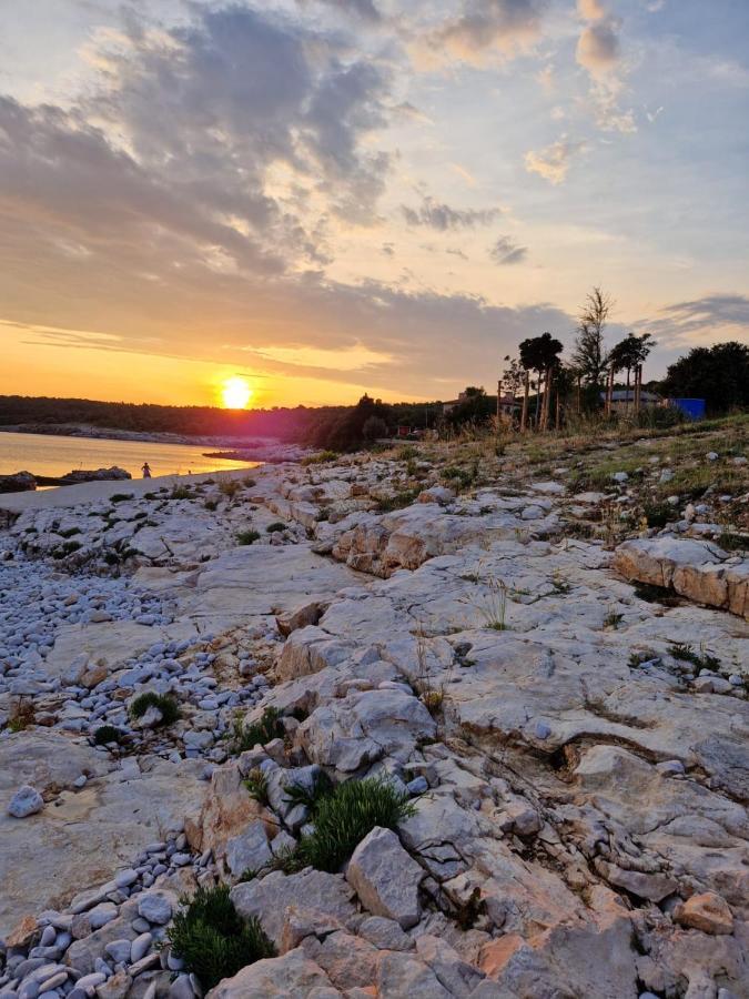 Bonvivan House Diminici Екстер'єр фото